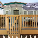 Mission Bay Cottage - Bay View Patio, Parking, Washerdryer